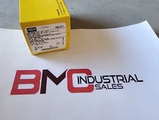 HUBBELL HBL2711 Locking Devices, Twist-Lock®, Industrial, 30A 125/250V, 3-Pole