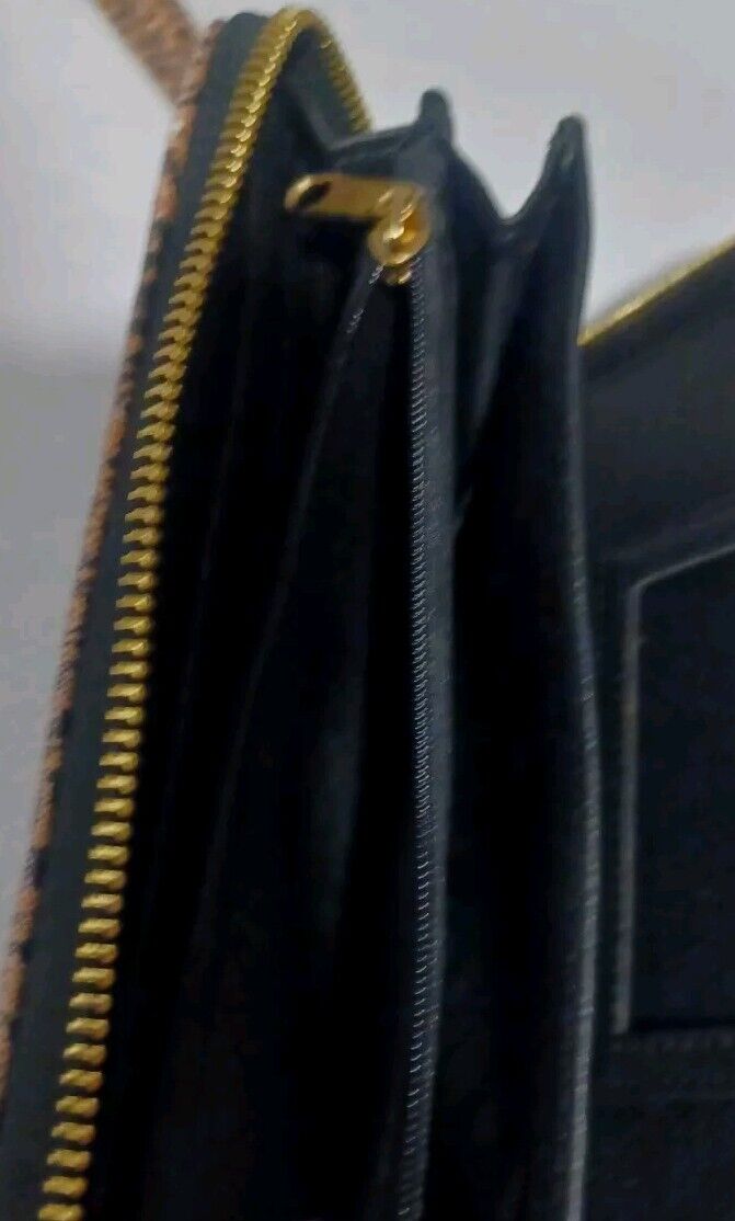 Picture 4 of 6