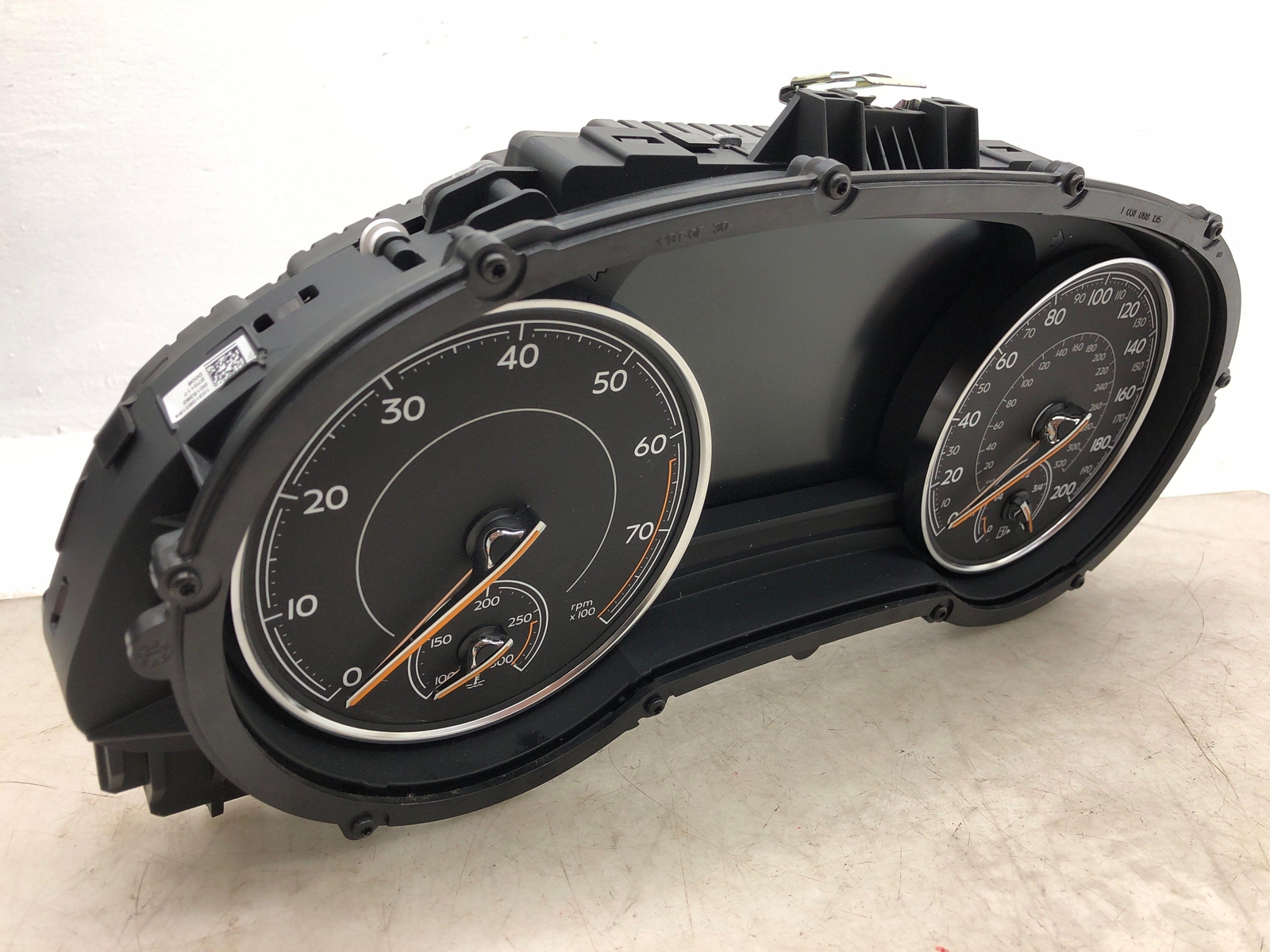 2016-2020 BENTLEY BENTAYGA SPEEDOMETER INSTRUMENT GAUGE CLUSTER 36A920870B *NOTE