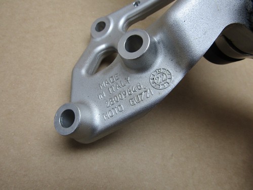 Moto Guzzi V100 Mandello S 2023 1,356 miles side prop kick stand (12593) - Picture 8 of 11
