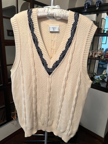 VALENTINO GARAVANI 100% Virgin Wool Vest Size L Made in Italy