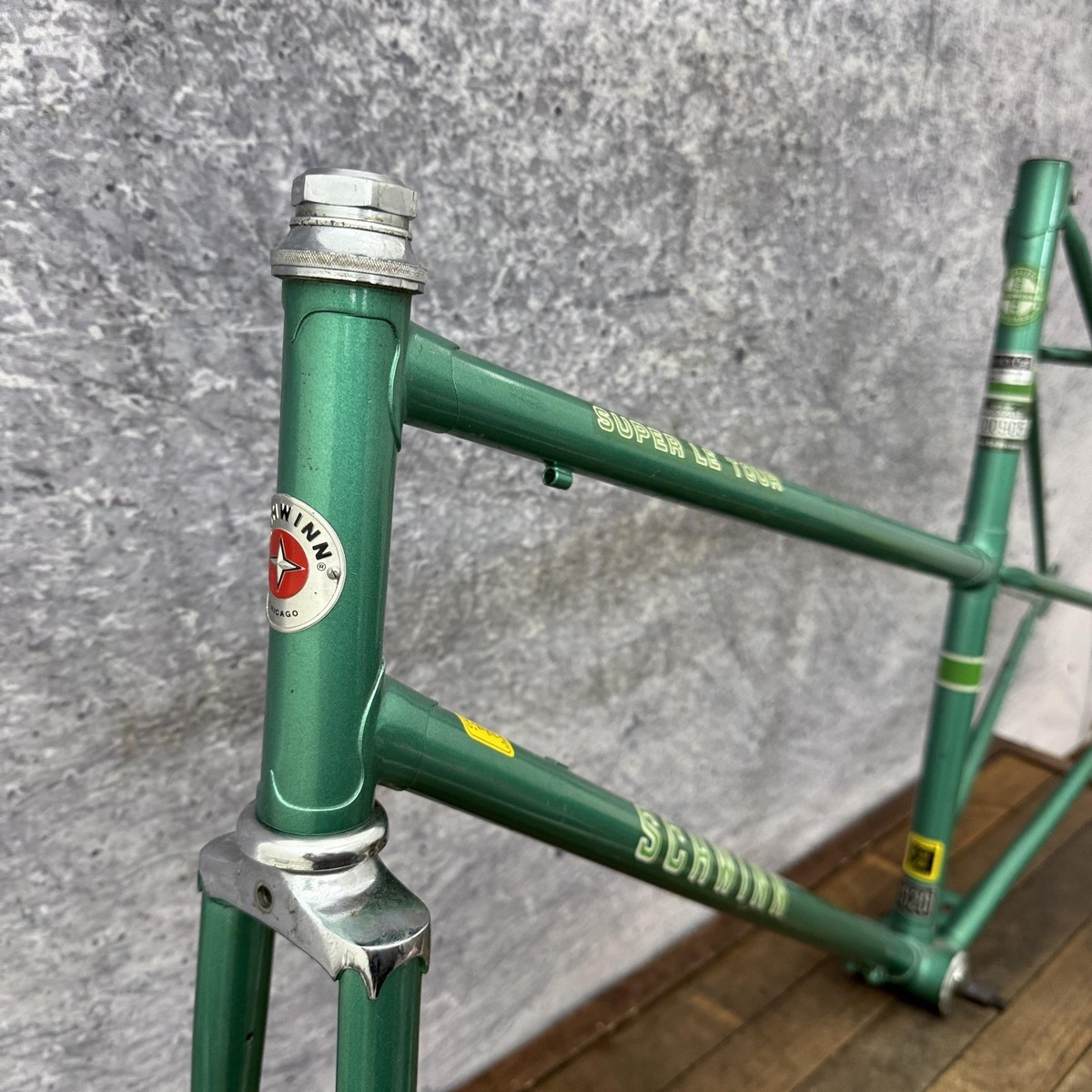 Vintage Schwinn Super Le Tour Road Bike Frame 56cm Green 27in