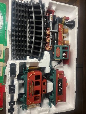 NORTH POLE CHRISTMAS EXPRESS 22 PIECE TRAIN EZTEC VINTAGE FORWARD REVERSE SOUNDS