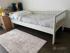 Lettino bambino in legno tipo Montessori