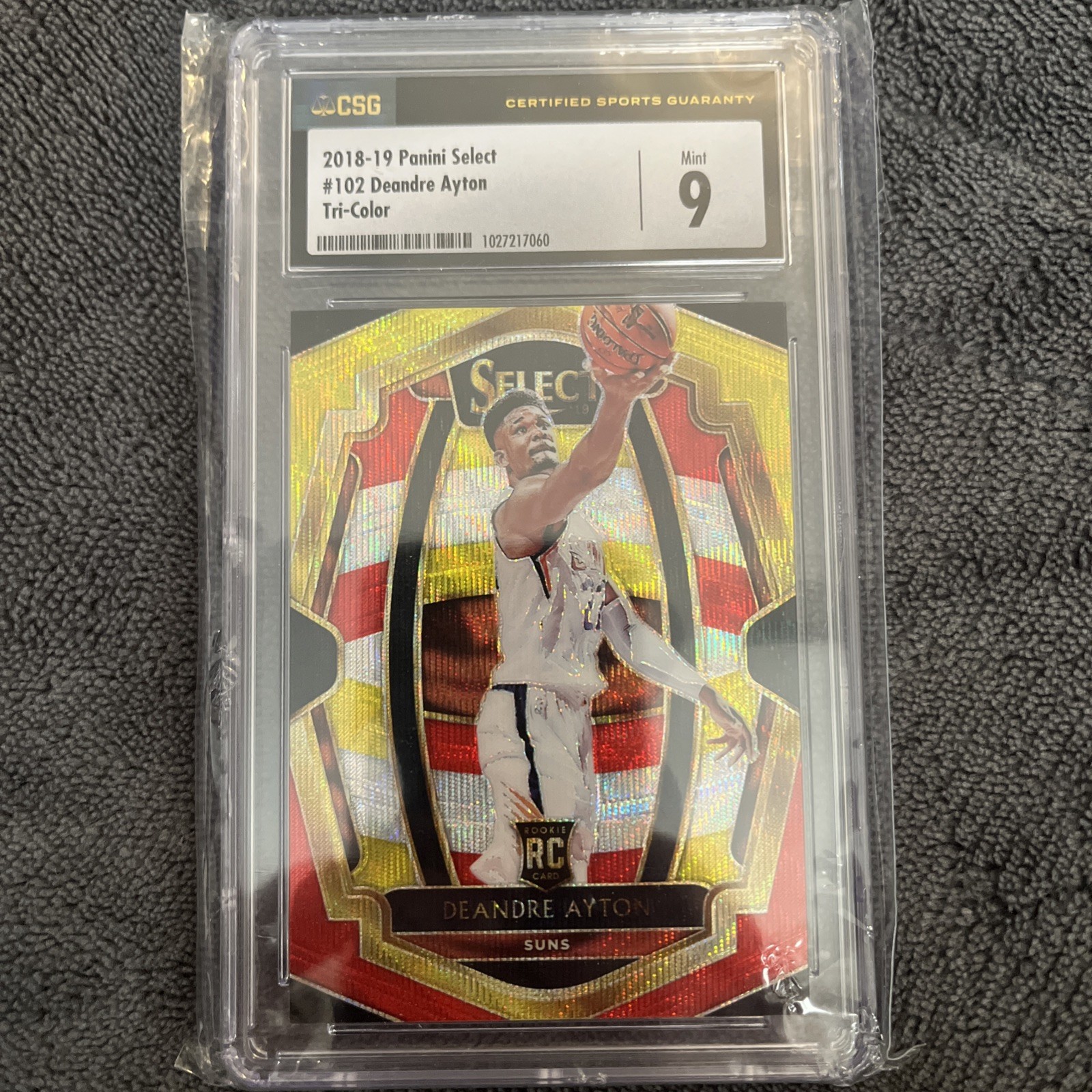 2018-19 Panini Select - Premier Level DeAndre Ayton #102 Tri-Color Prizm (RC)