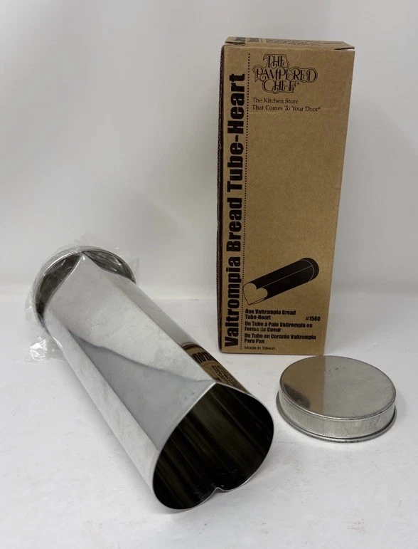 Vintage Pampered Chef Valtrompia Heart Shaped Bread Tube Pan w/ Box