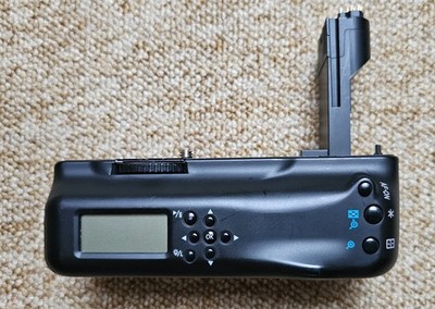 Meike Batteriegriff Canon EOS 5D Mark II Battery Pack Display für DSLR Kamera