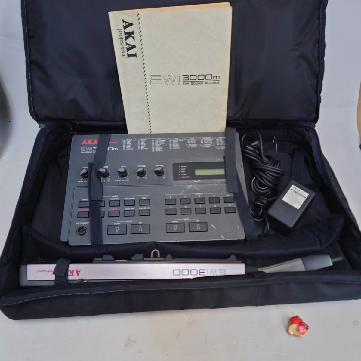 Akai EWI3000 Electronic Wind Instrument with EWI3000m Sound Module
