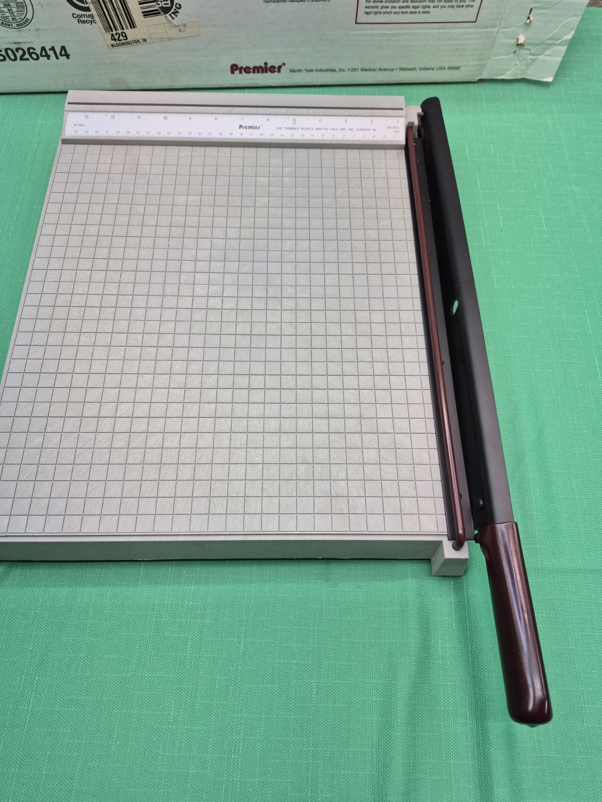 Vtg Nice! Martin Yale Premier Paper Trimmer  Cutter 15" P215 Coupe-Papier 
