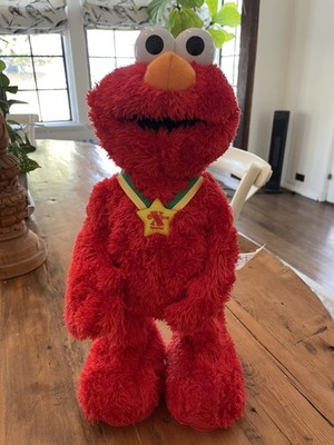 Tickle Me Elmo TMX Extra Special Edition Plush Toy 2007 fully