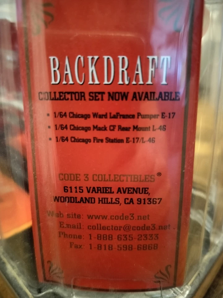 Code 3 Chicago Backdraft Mack CF Rear Mount Ladder L-46 2002 LE Vehicle #12495 - Image 4 of 4