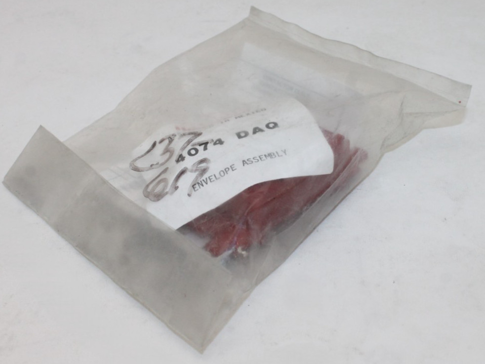 NIB Honeywell 4074DAQ Coil