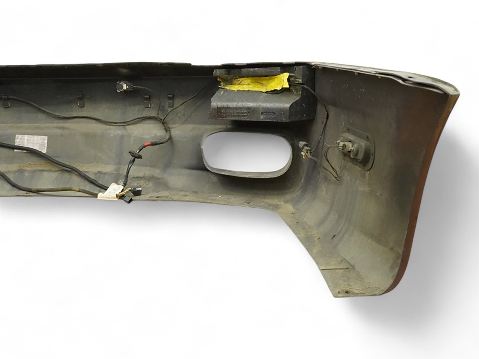 Maserati Quattroporte 2003-2008 Rear Right Bumper P/N 980139430