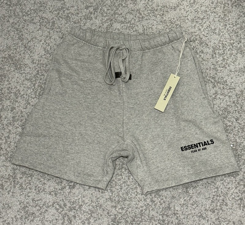 Essentials Fear of God Gray Sweat Shorts Drawstring Logo Pockets Men’s SML