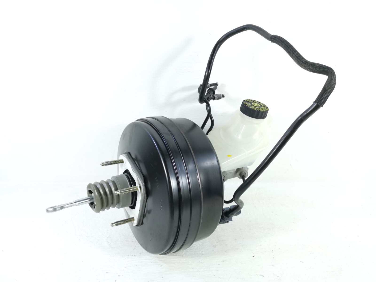 Maserati Ghibli S 3.0 Q4 2015  Power Brake Booster Master Cylinder 670006653 OEM