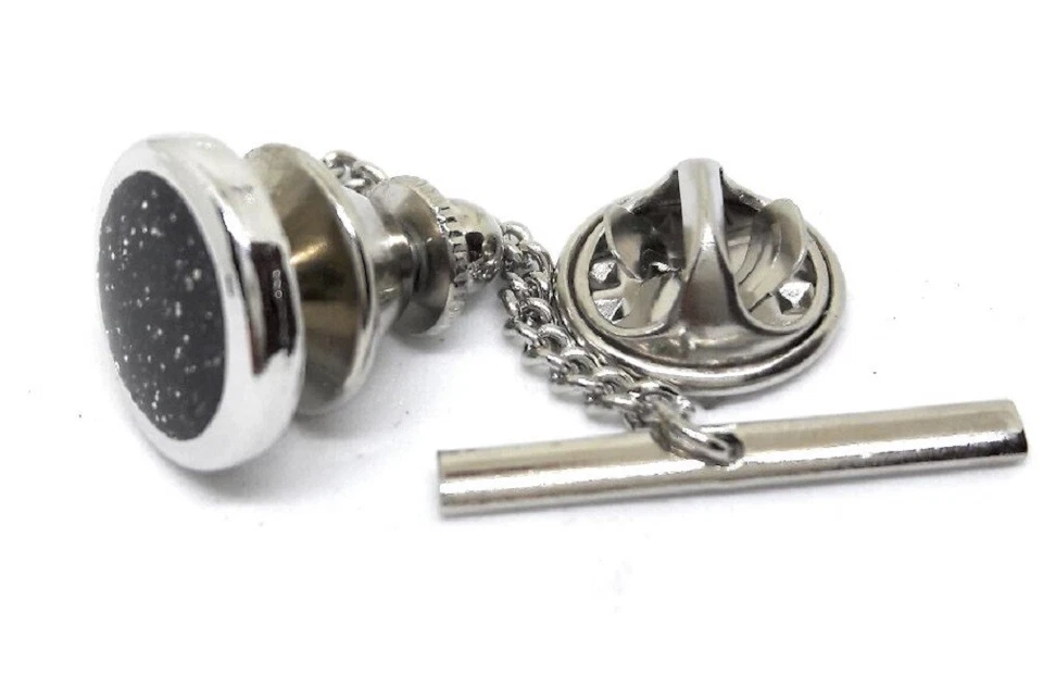 CORBATA EN ESCAMAS DE METAL NEGRO Y PLATEADO Foto 2 de 4