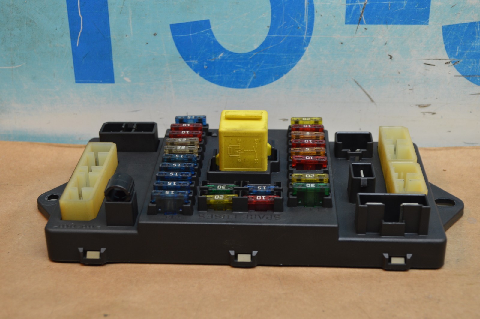 05-09 BENTLEY ARNAGE T REAR TRUNK POWER FUSEBOX FUSE PANEL BOX  PM55189PA