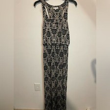 Socialite maxi dress size medium