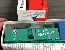 InterMountain HO Kit #41004-10 - 12 Panel 40’ Boxcar Great Northern #20318 NOS!