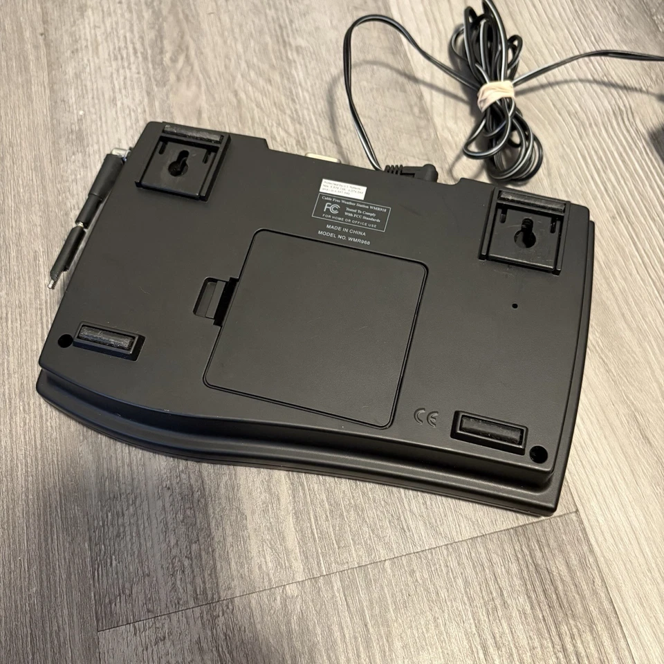 Oregon Scientific WMR968 Weather Station Cable Free Touchscreen BASE ONLY Works - Image 4 of 4