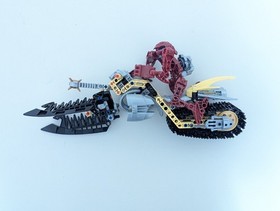 LEGO Bionicle 8992 Cendox V1, No Cracked Parts, in Very Good Condition