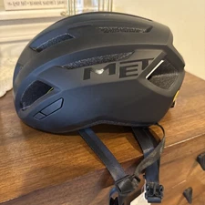 Met All road Helmet Medium MIPS 