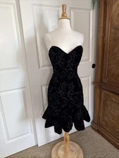 Vintage Victor Costa Black Flared Dress Strapless 80s sz 6 Whimsygoth RARE