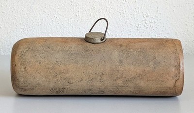 Alte Wärmflasche aus Steinzeug mit Metallverschluss - 19. oder frühes 20. Jhdt.