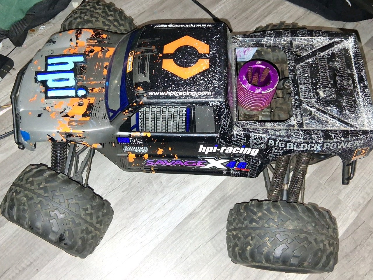 HPI Racing Savage X 4.6 BB 1:8 Nitro 4WD 2spd Trans  Off-Road Truck W/extras