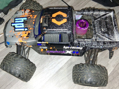 HPI Racing Savage X 4.6 BB 1:8 Nitro 4WD 2spd Trans  Off-Road Truck W/extras
