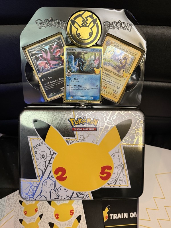 Pokemon Celebrations 25th Anniversary Collectors Chest Lunch Box W Promos NM !