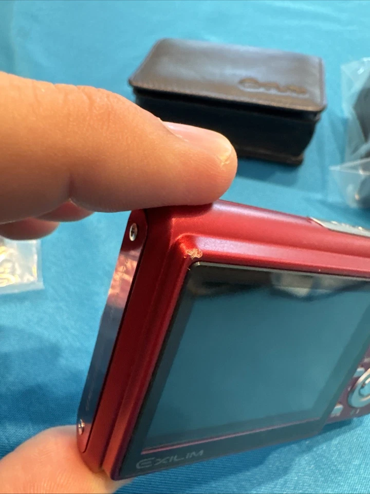 Casio Exilim ZOOM EX-Z60 6.0 Mp  Digital Camera Red Excellent Tested Bundle - Image 4 of 4