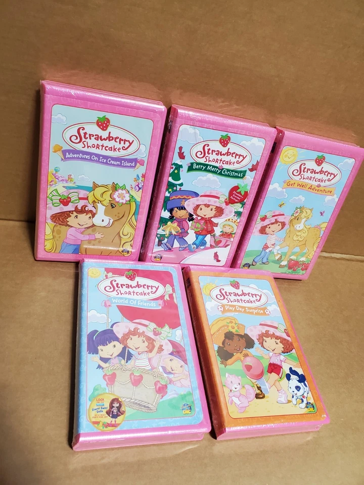 SEALED Strawberry Shortcake Lot of 5 VHS Movies (SCENTED!) Ice Cream Island - Image 3 of 4