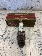Vintage Spark Plug And Box Cross Country Twin Power 44 Usa
