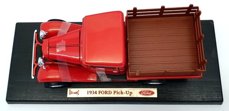Road Legends 1/18 Scale Model Car 92258 - 1934 Ford Pick Up - Red - Image 4 of 4