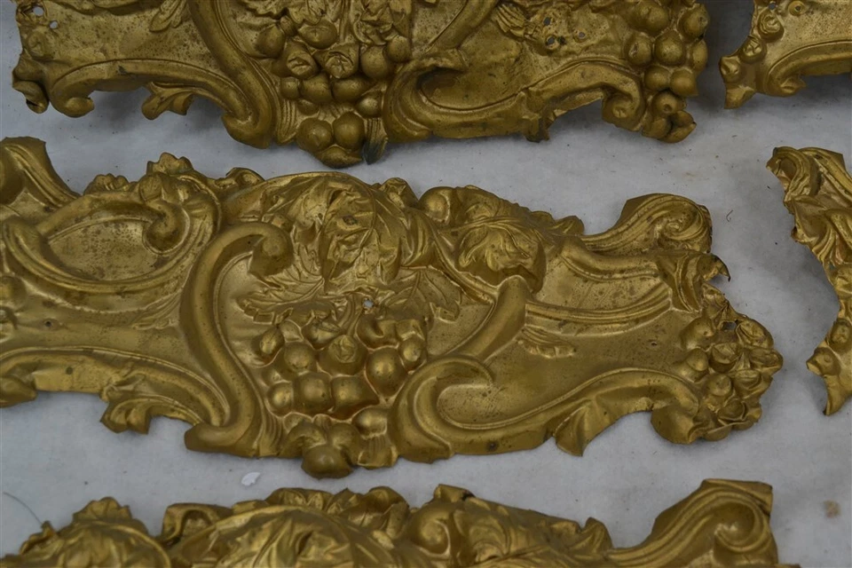 古董檐口天花板压花黄铜打捞踏板金色11件6x11.5 — 第 2/4 张图片