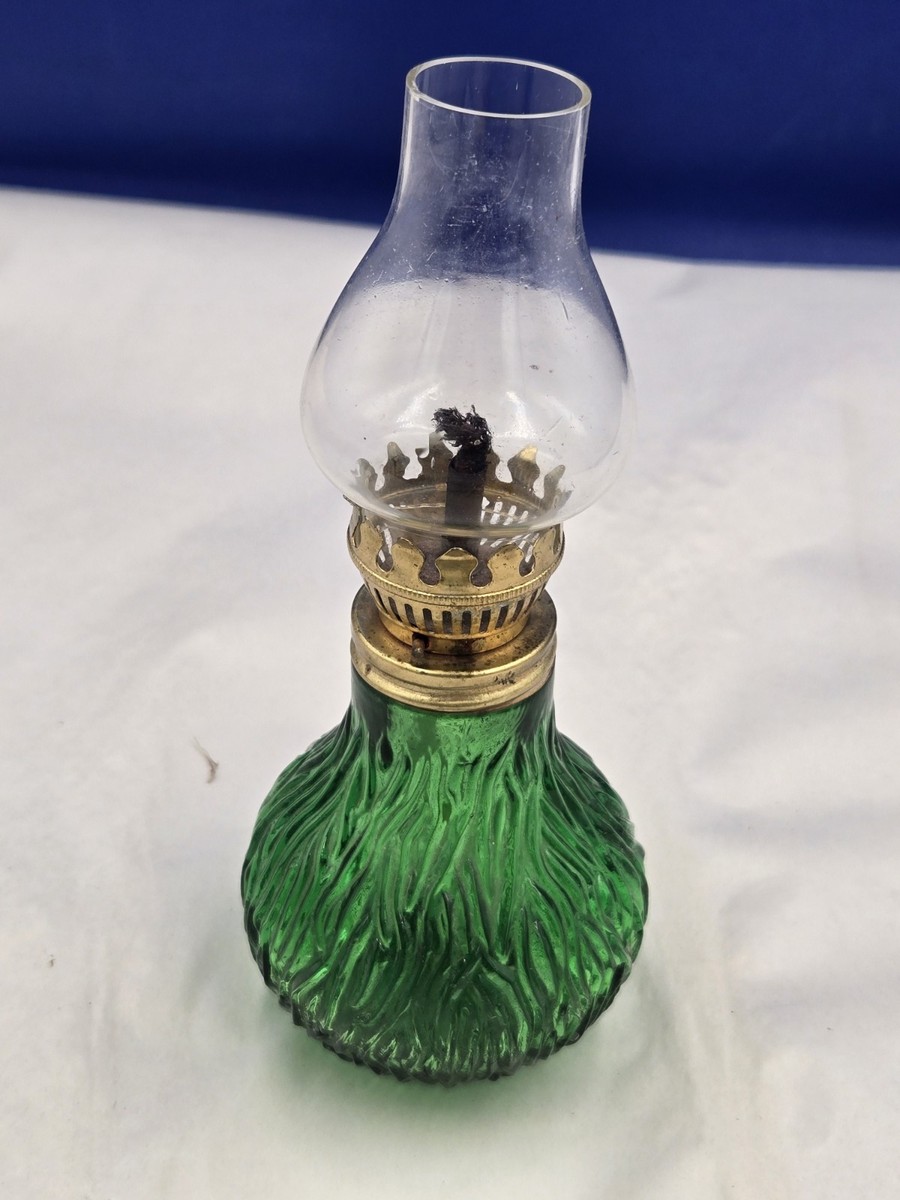 Vintage Emerald Green Glass Mini Hurricane Oil Lamp Swirl w/ Glass