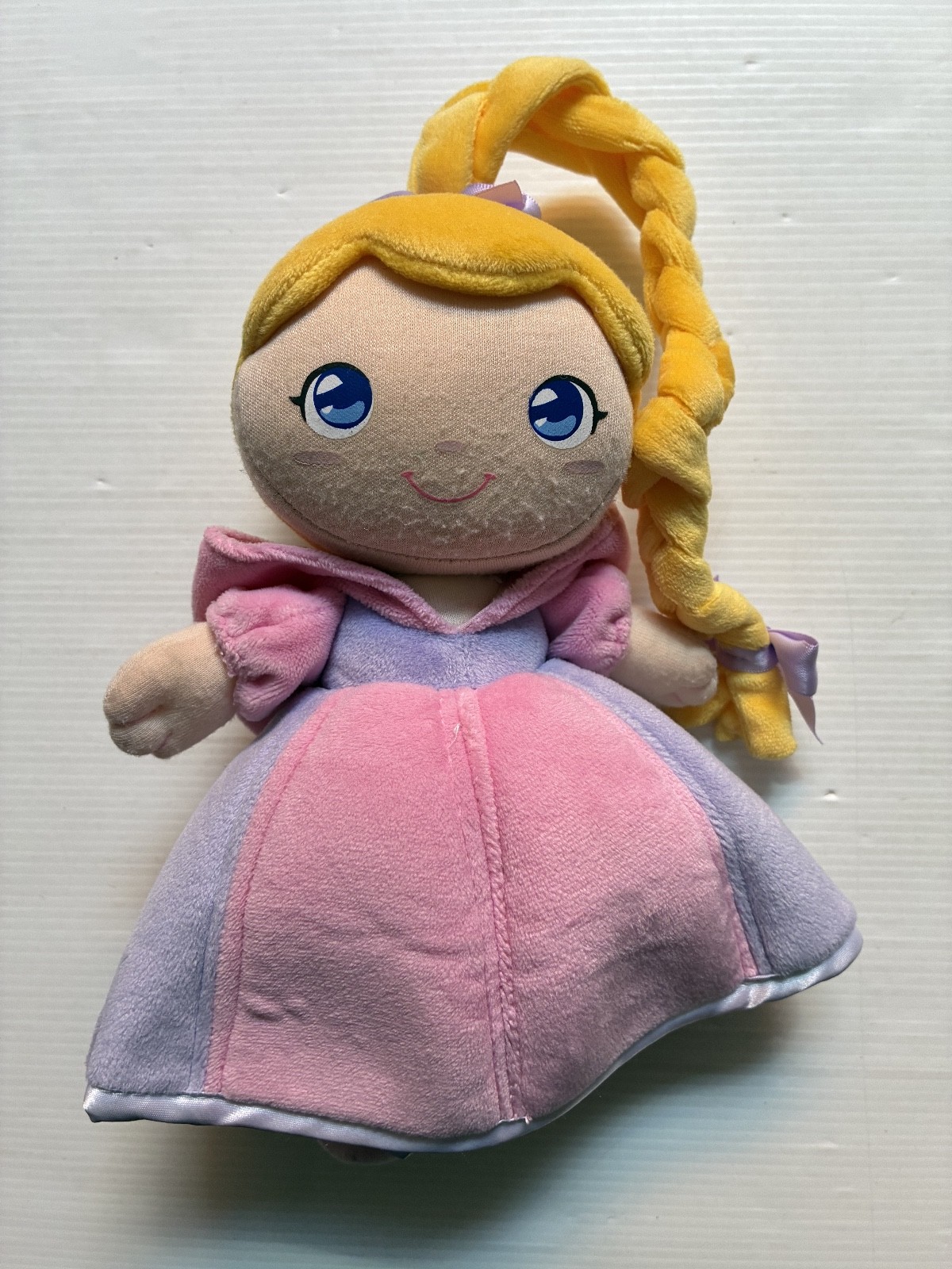 Bambola Raperonzolo Peluche Trudi Trudimia Ottime condizioni