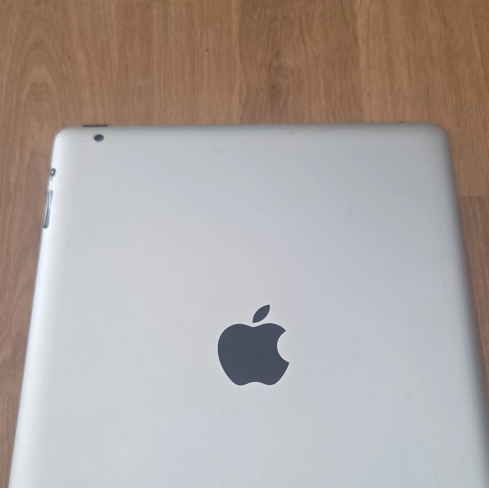 Apple iPad 2 · 32GB · Wi-Fi, foto 2 di 3