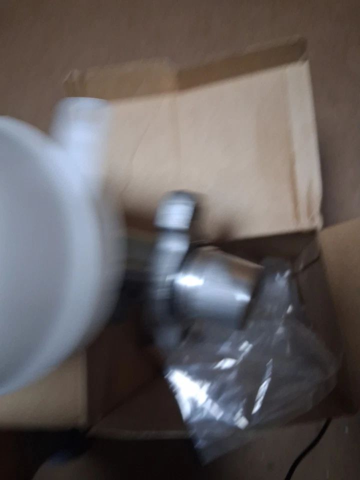 Cilindro maestro de freno Dorman M630949 para camioneta F450 F550 F250 F350 Ford 13-16 Foto 4 de 4