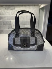 COACH Hampton handbag F13977 signature gray  canvas and leather  