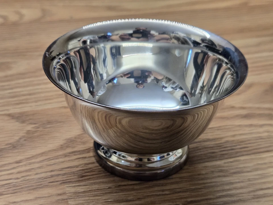 Reed & Barton  Small Bowl Paul Revere Design 14 Silver Plate 3.5”L X2 .5" H - Image 3 of 4