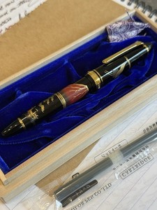 Sailor 1911 Profit Maki-e Fountain Pen RED FUJI & CRANE 11-5010-420 & converter