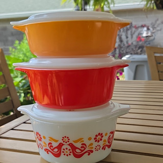 Pyrex Friendship Casseroles 471 472 473. 6pc Beautiful Display