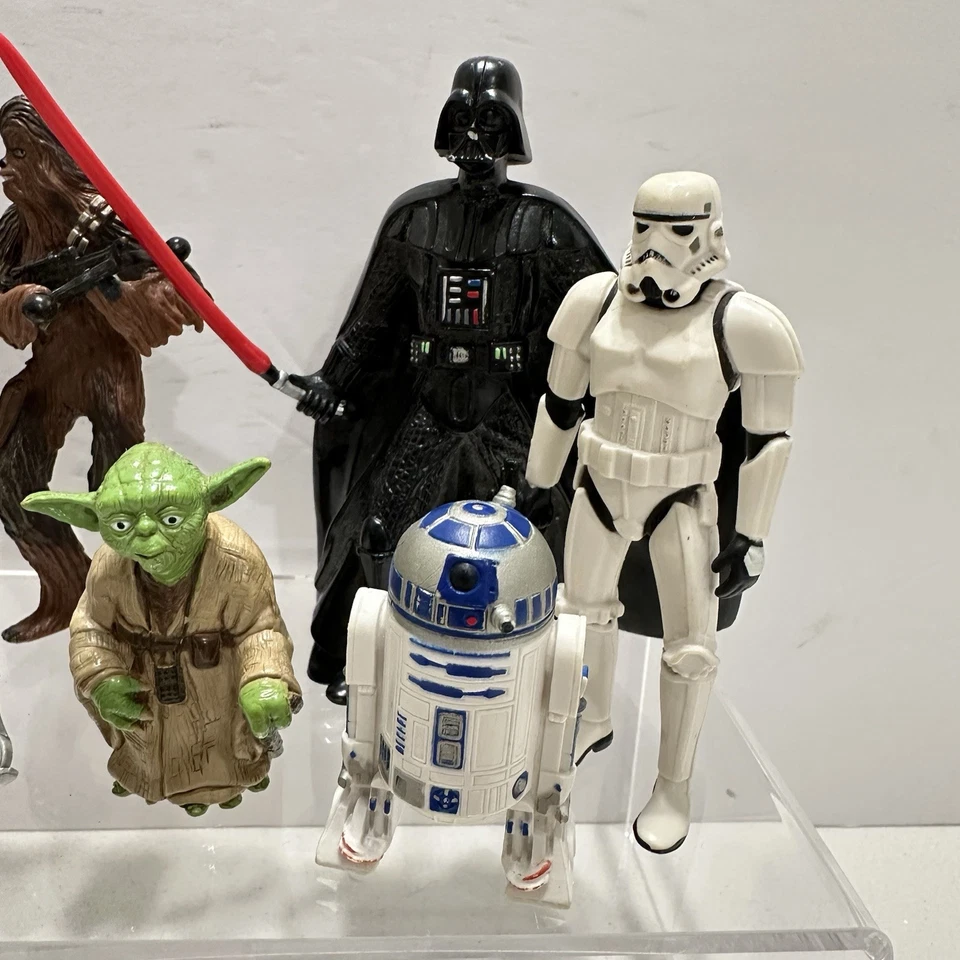 Lote de 12 Star Wars Empire Series Disney Lucasfilms, Ltd. Figuras de acción sólidas Foto 3 de 4