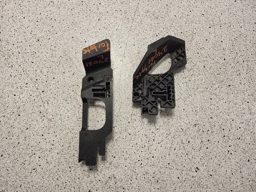 BMW F15 X5 xDrive30d, Satz Halter Scheinwerfer links, 63117395523