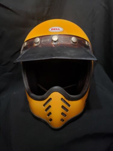 Vintage Yellow Bell Moto 3 III Motorcycle Helmet size 7.5 with visor - Picture 2 of 12