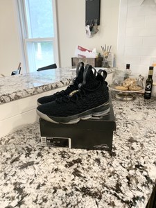 lebron 15 black and gold mens
