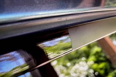 KPMF 37.98€/m² Zierstreifen in Schwarz Glanz oder Matt fürs Auto Chromleiste Folie