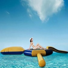Hot Summer Inflatable Trampoline With Slide Jumping Platform Trampoline For Sea